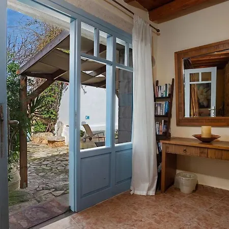 Villa Epavlis Villa, Plaka Kalyves